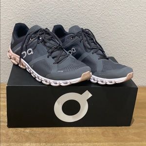 ON CloudFlow Size 9